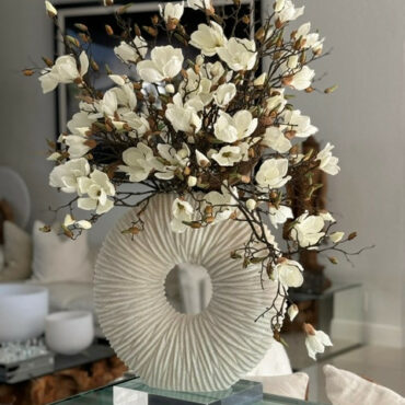 Vaso Eternity Grande com Magnólias e Driftwood