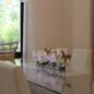 Cachepô de vidro  Casa Moderna com Orquídeas Brancas