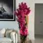Vaso Grande de Teca Live Edge com Orquídeas Vanda Rosas