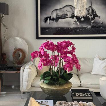 Vaso Blaze Bowl com Orquídeas Phalaenopsis Rosas