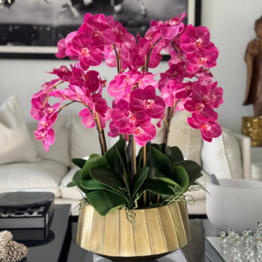 Vaso Helena Boat com Orquídeas Phalaenopsis Rosas