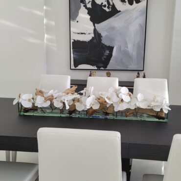 Cachepô de vidro  Casa Moderna com Orquídeas Phalaenopsis Brancas
