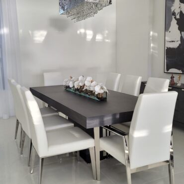 Cachepô de vidro  Casa Moderna com Orquídeas Phalaenopsis Brancas